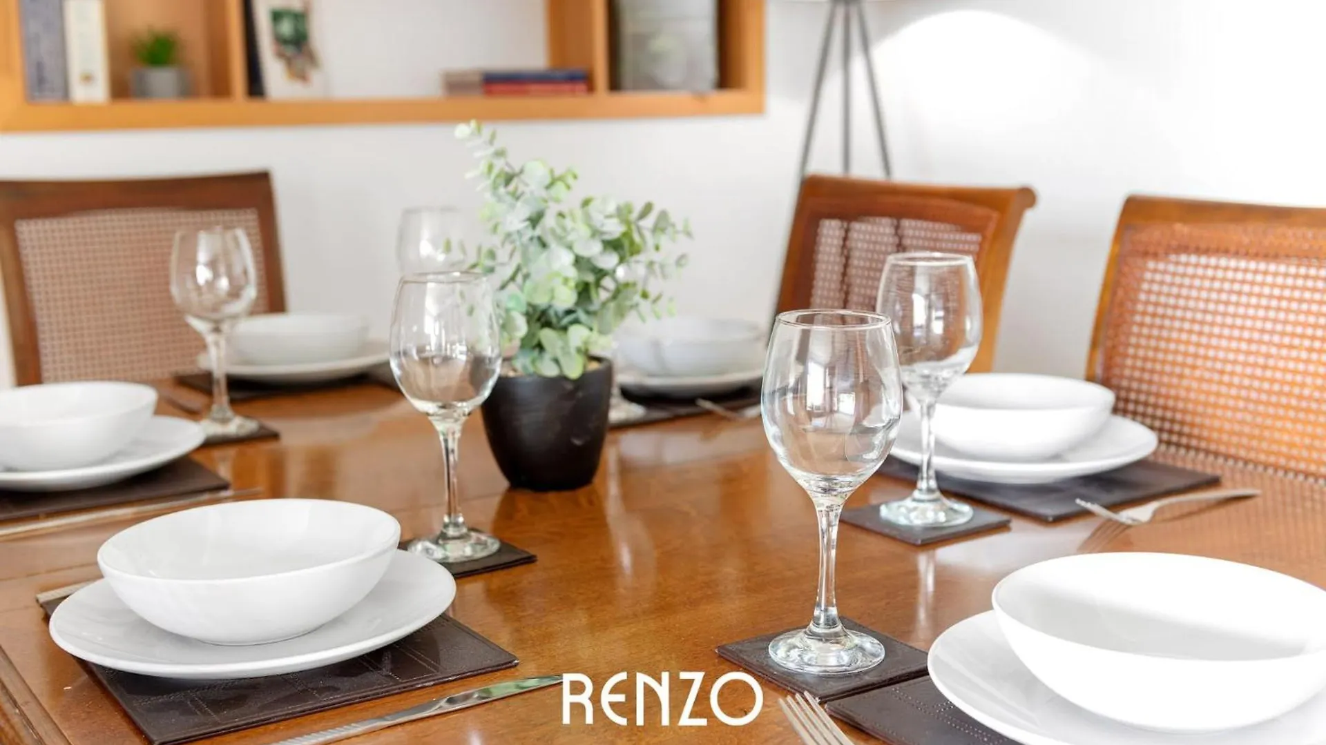 Vibrant 2-Bed Home In Nottingham By Renzo, Free Driveway Parking, Sleeps 6! 0*,  United Kingdom